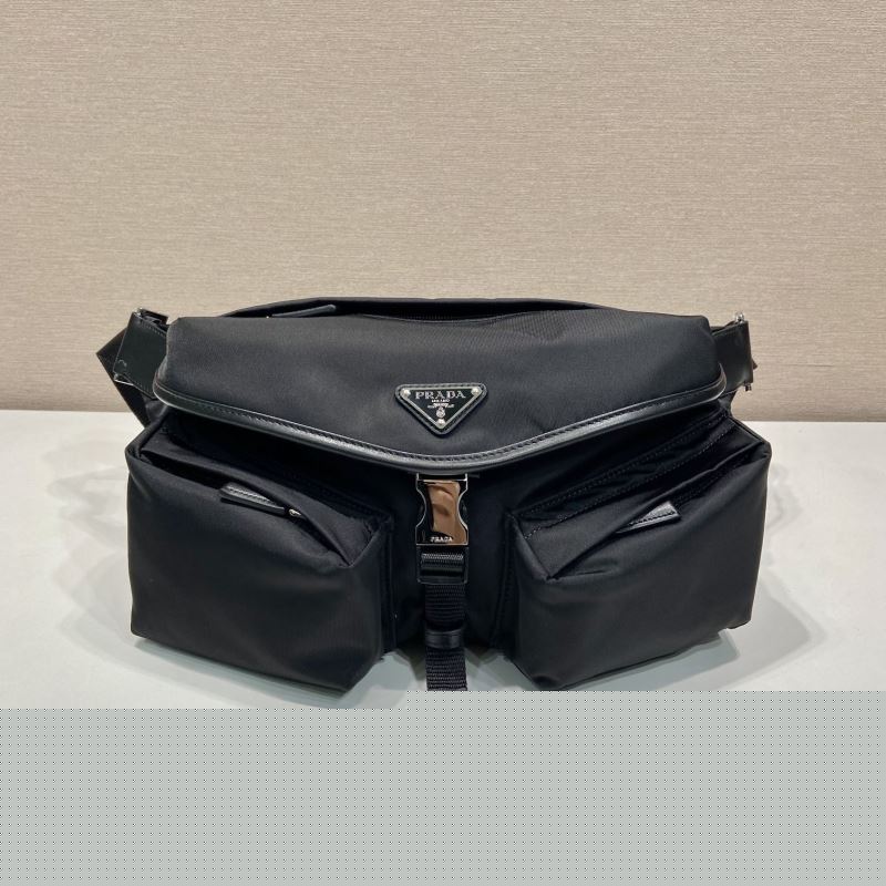 Pra*a waist & chest packs